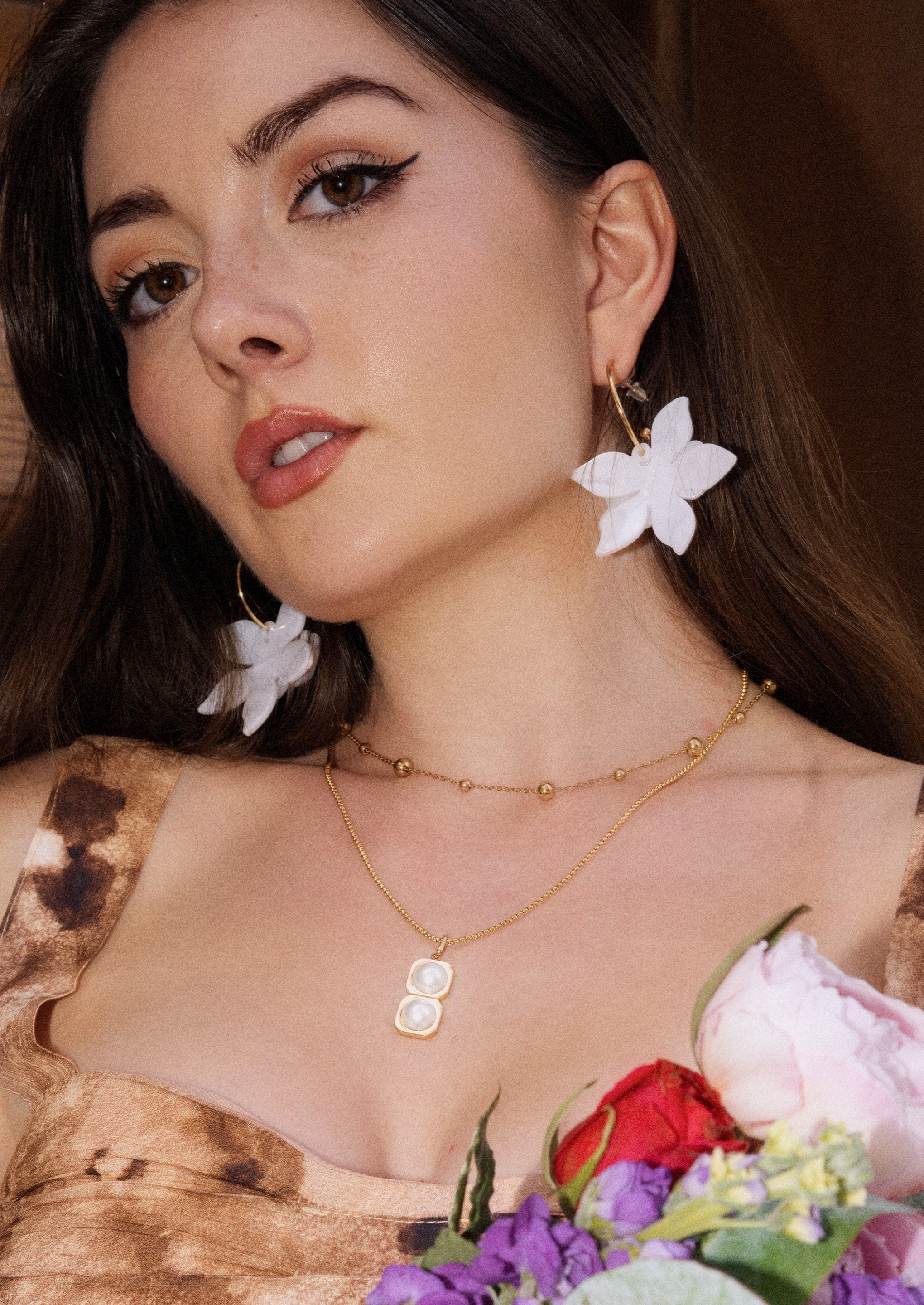 Double Pearl Pendant Necklace