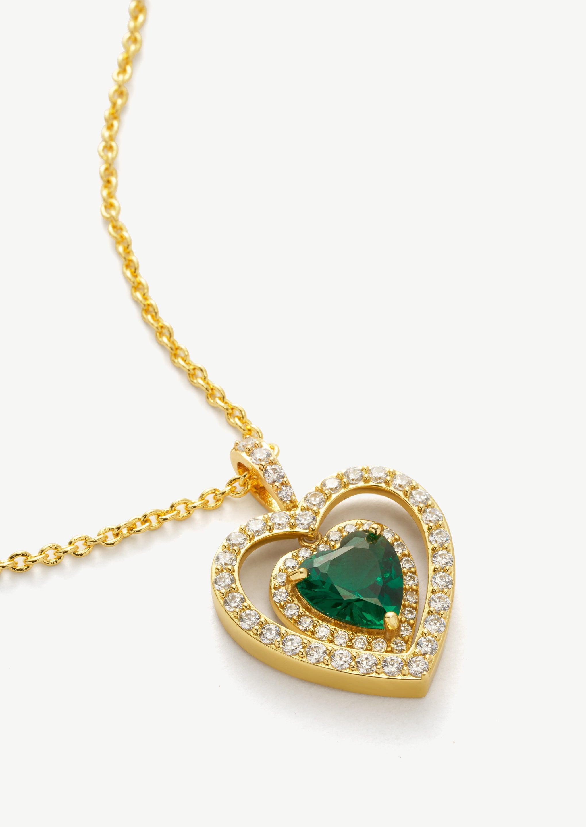 Overlapping Heart Pendant Necklace