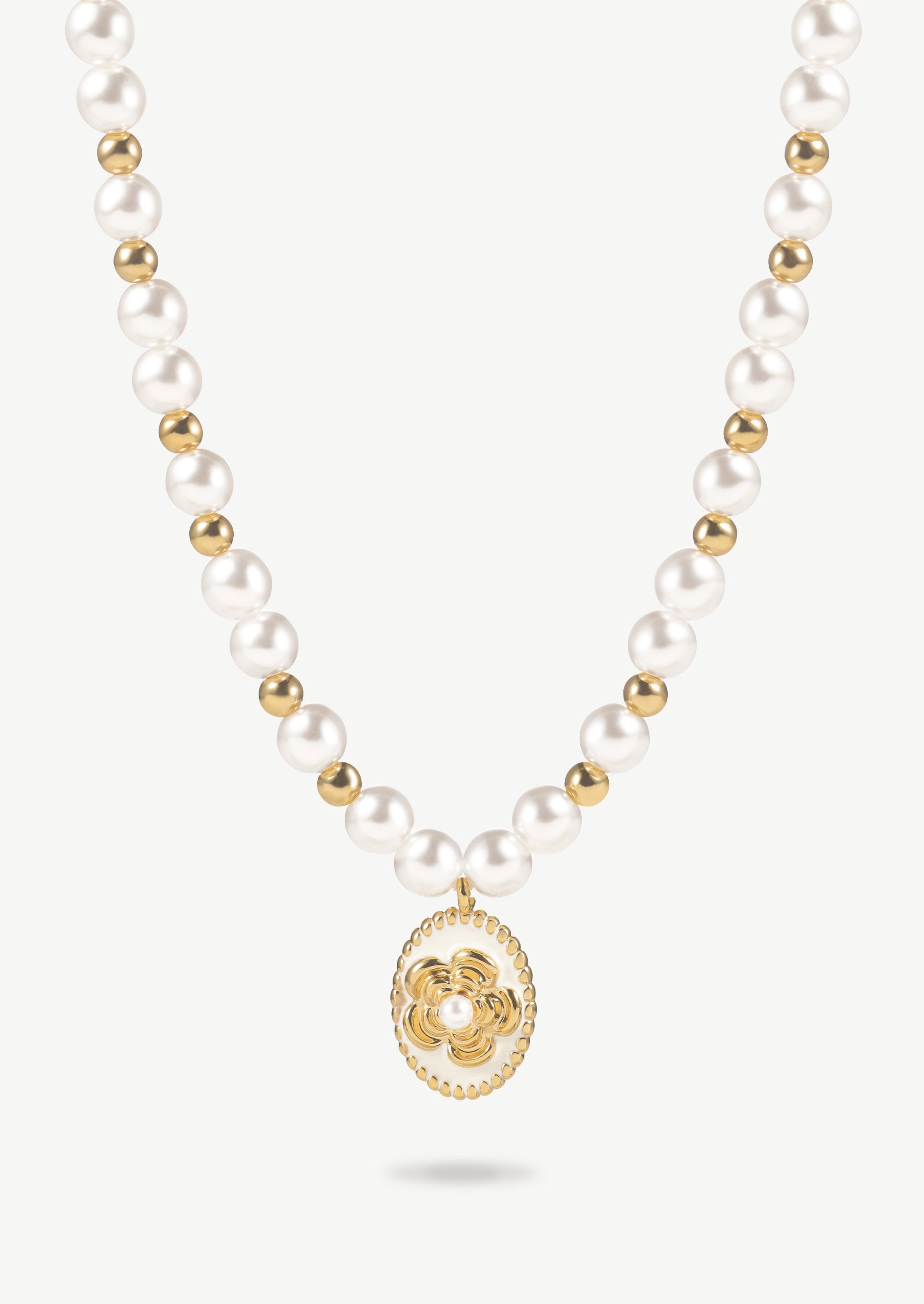 Flower Pearl Pendant Necklace