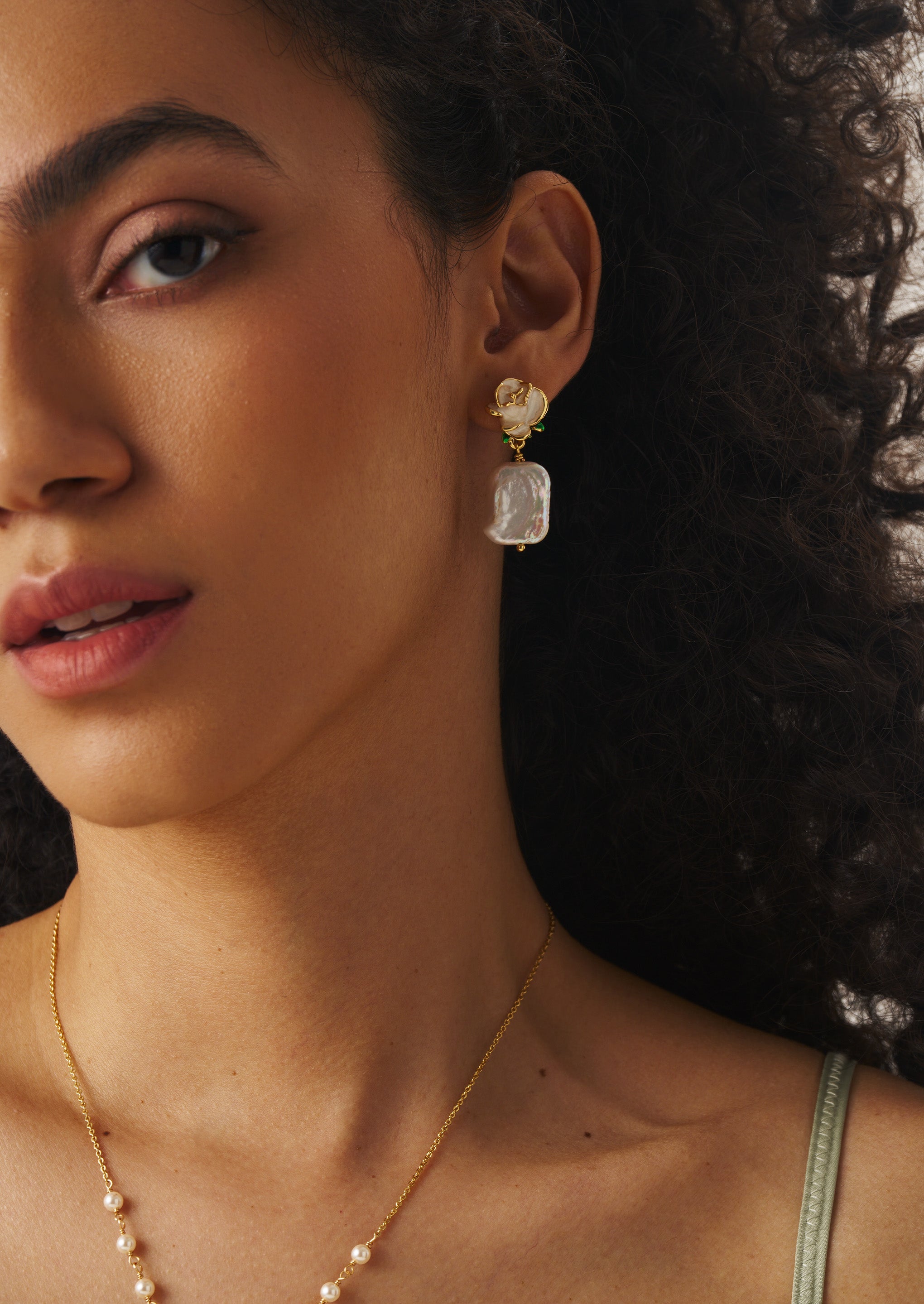 Flower Baroque Pearl Earrings