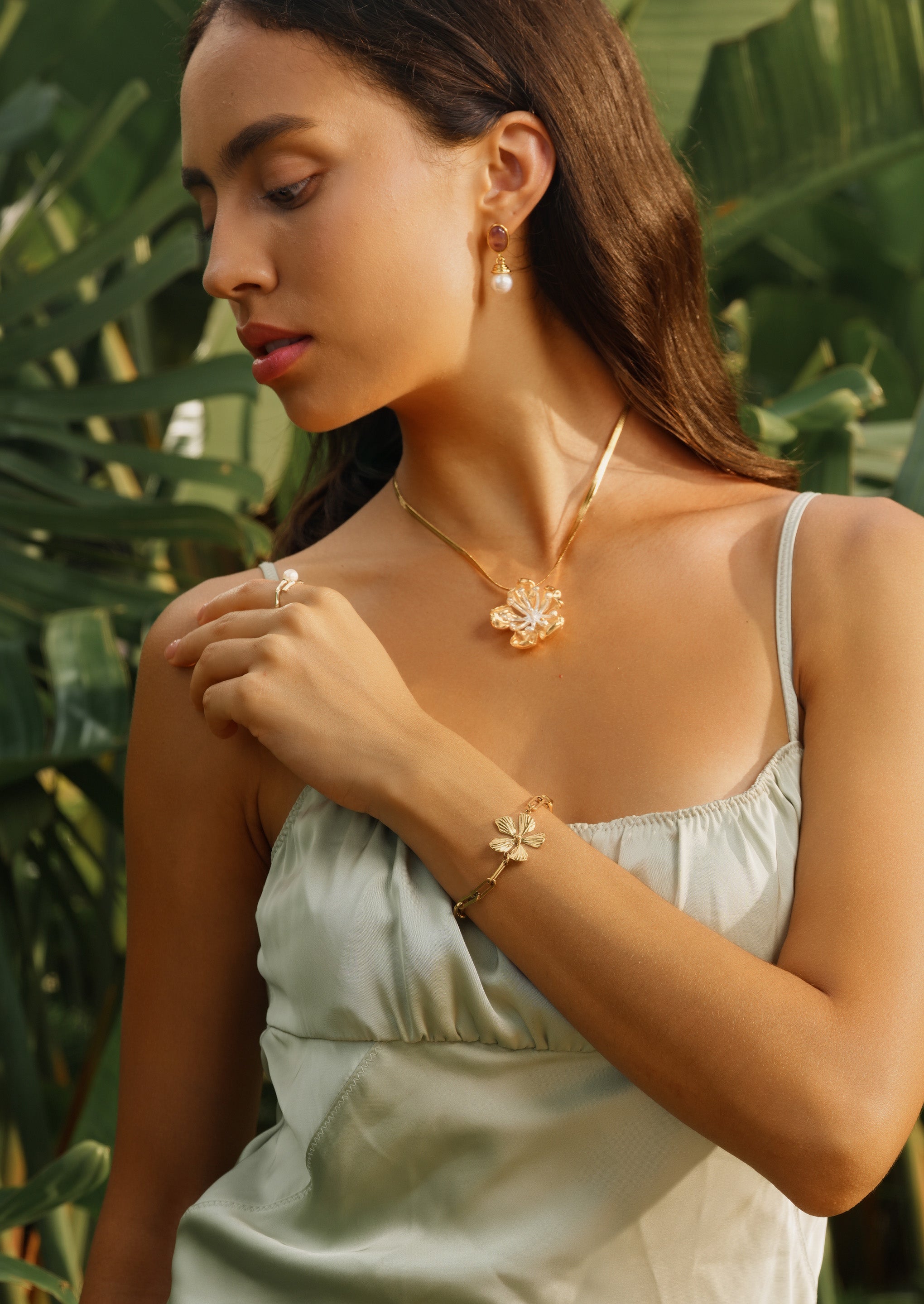 Bloom Flower Pendant Necklace