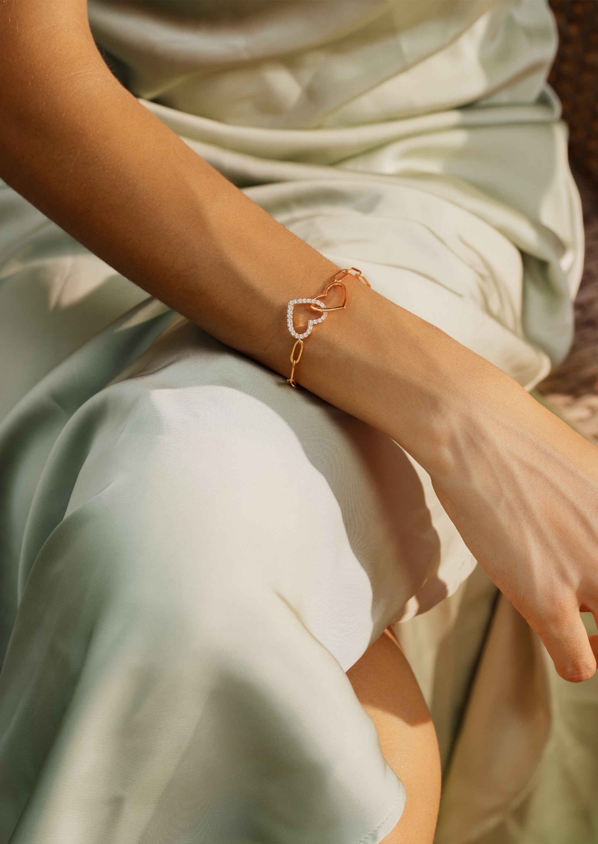 Pave Heart Together Chain Bracelet