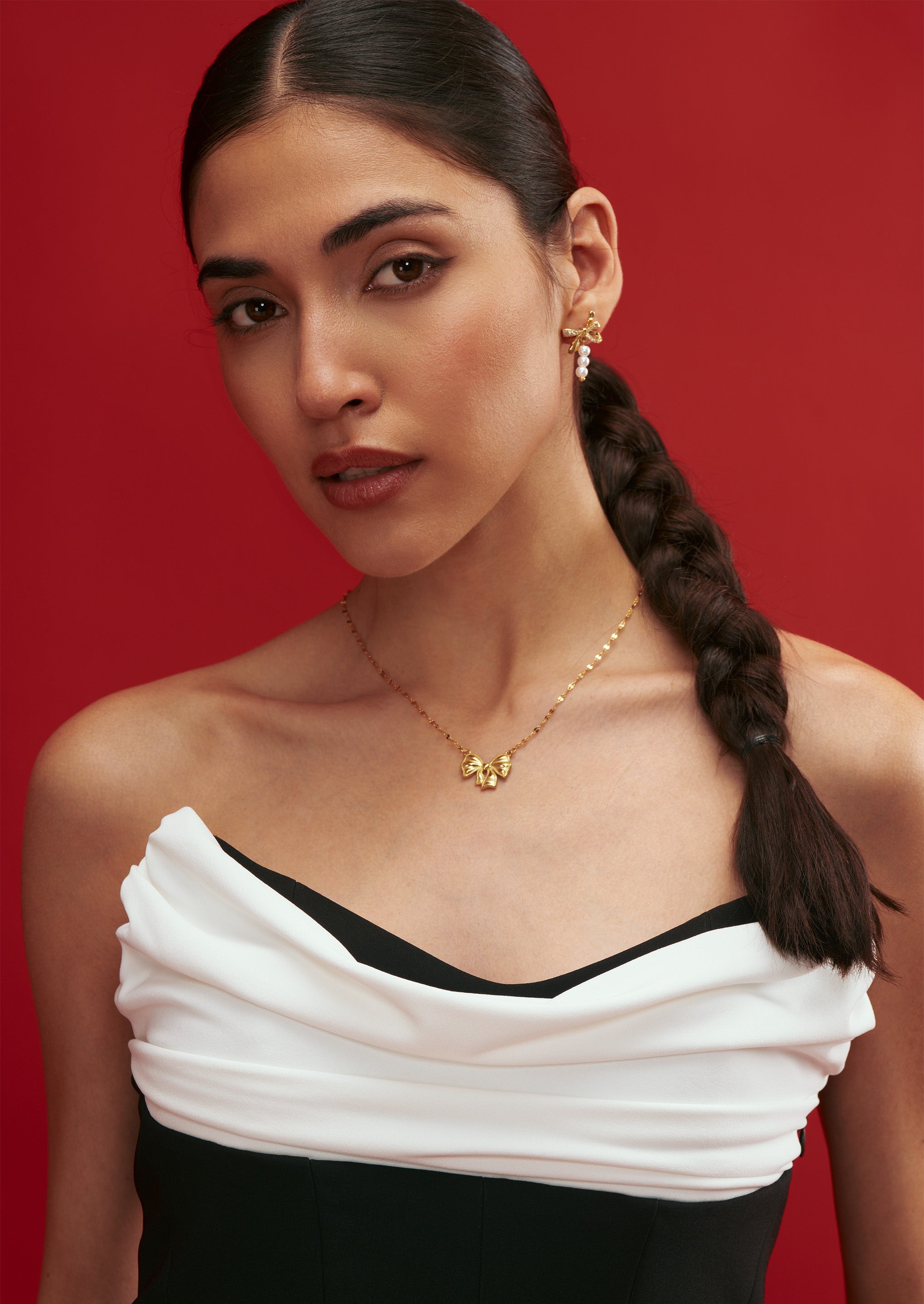 Bow Pendant Chain Necklace