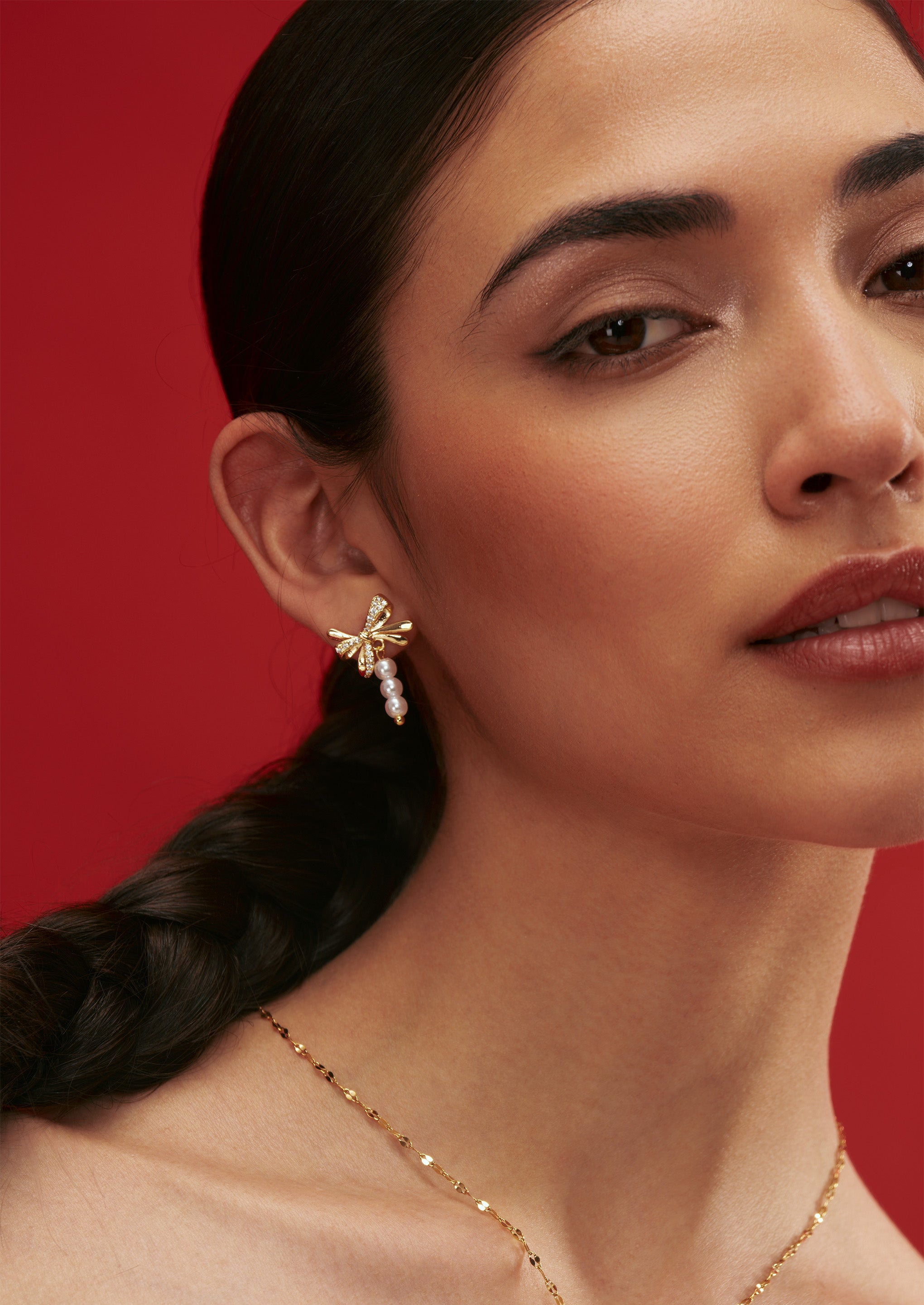 Bow Pearl Stud Earrings