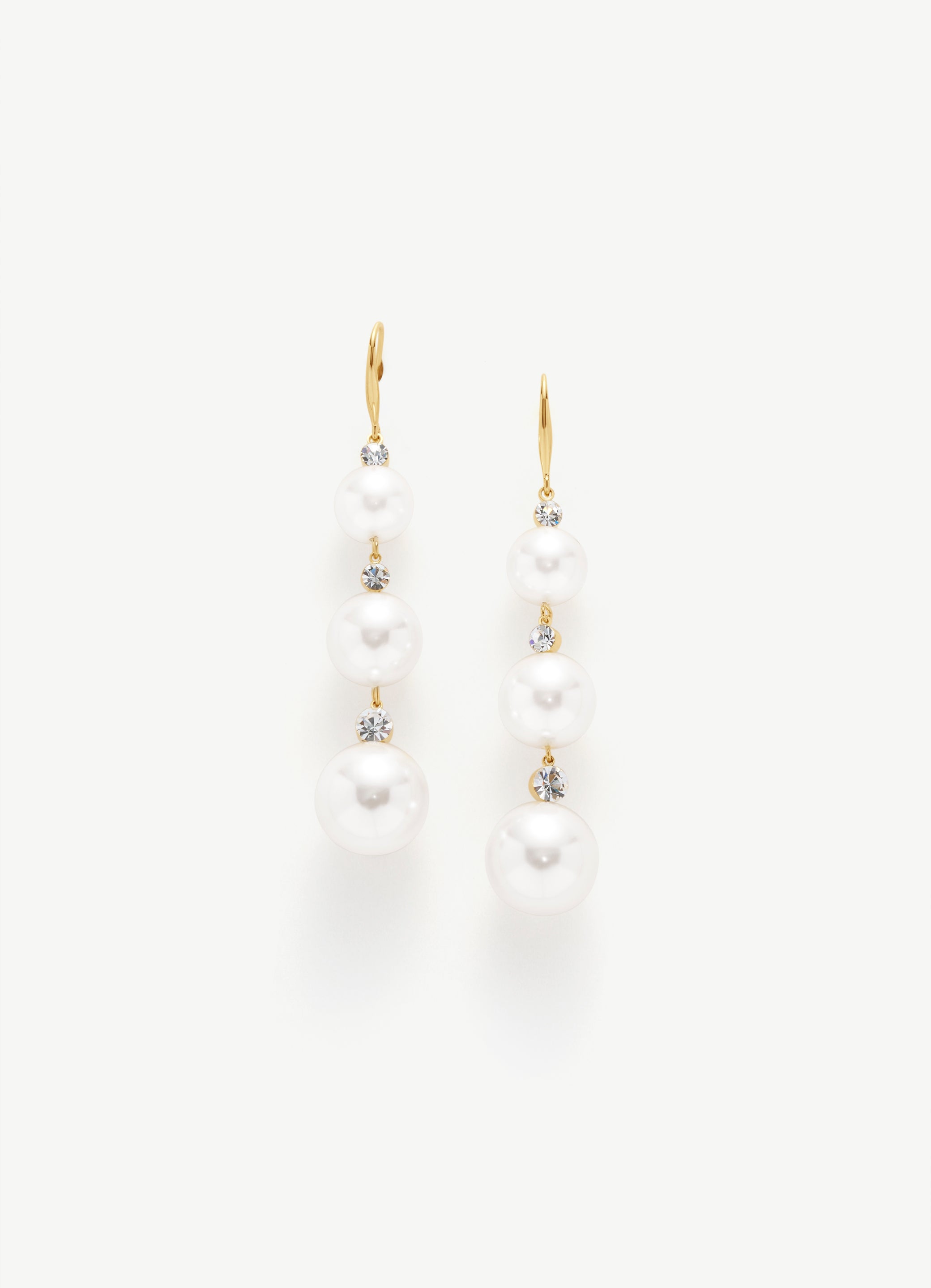 Graduated Pearl Drop Earrings