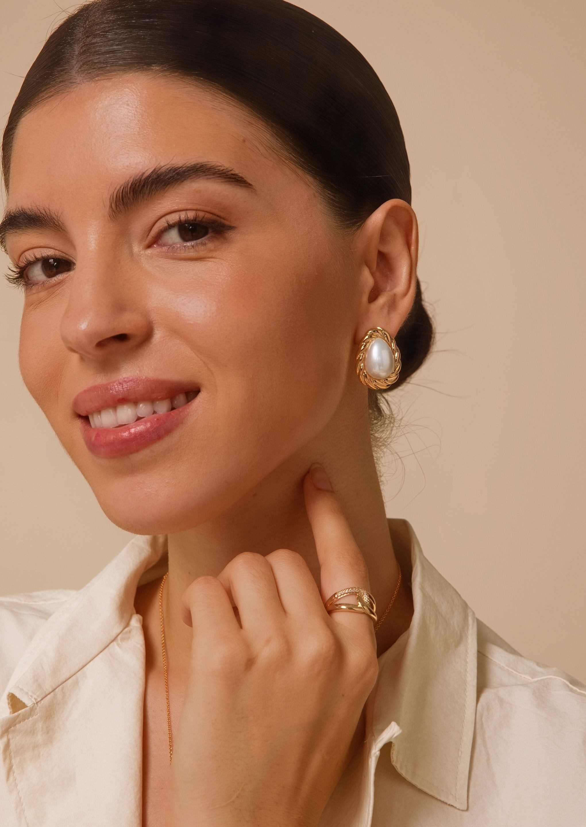 Vintage Pearl Stud Earrings