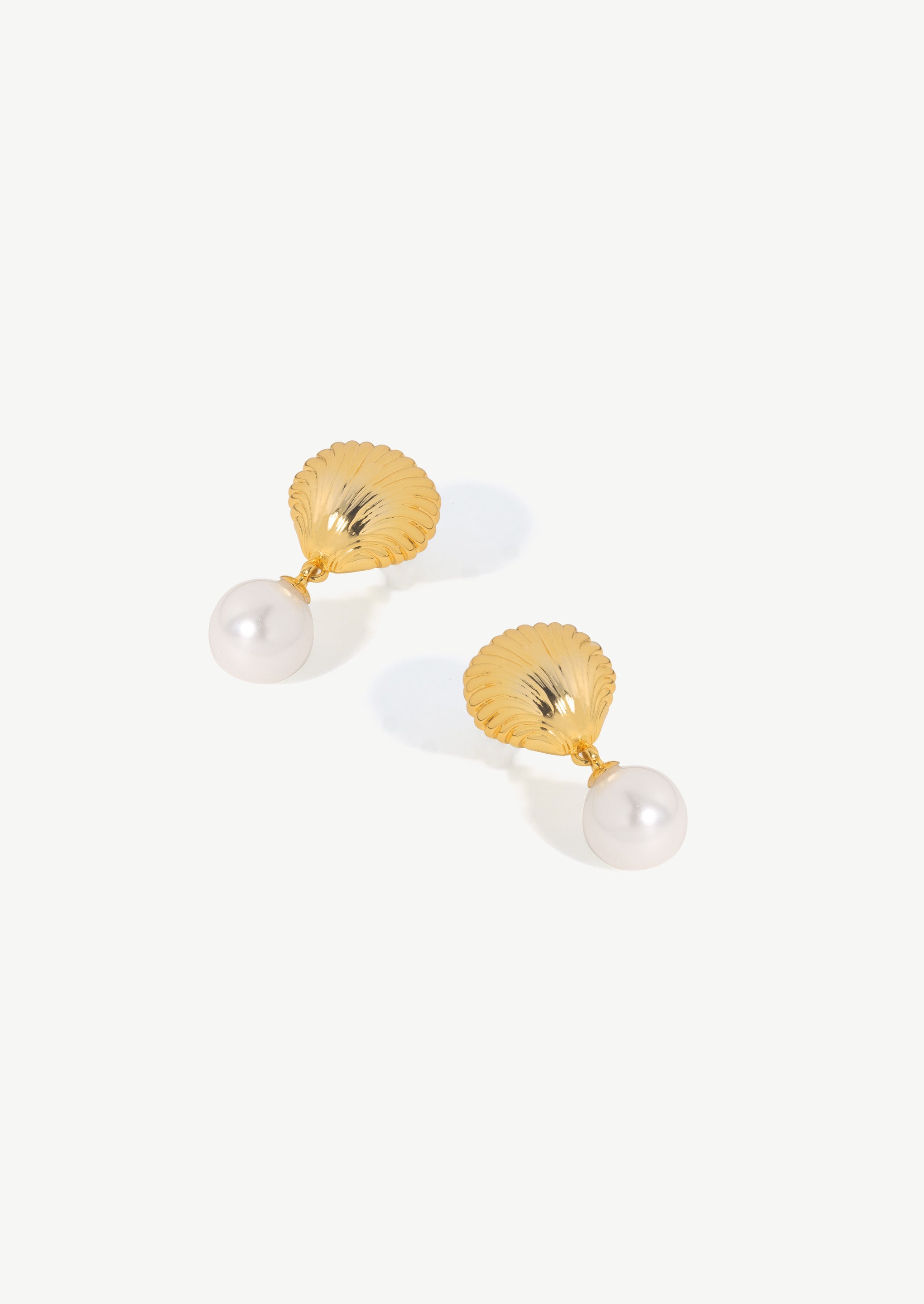 Shell Pearl Drop Earrings