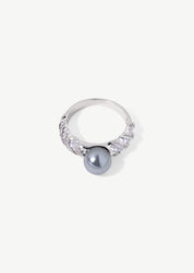 Croissant Pearl Ring