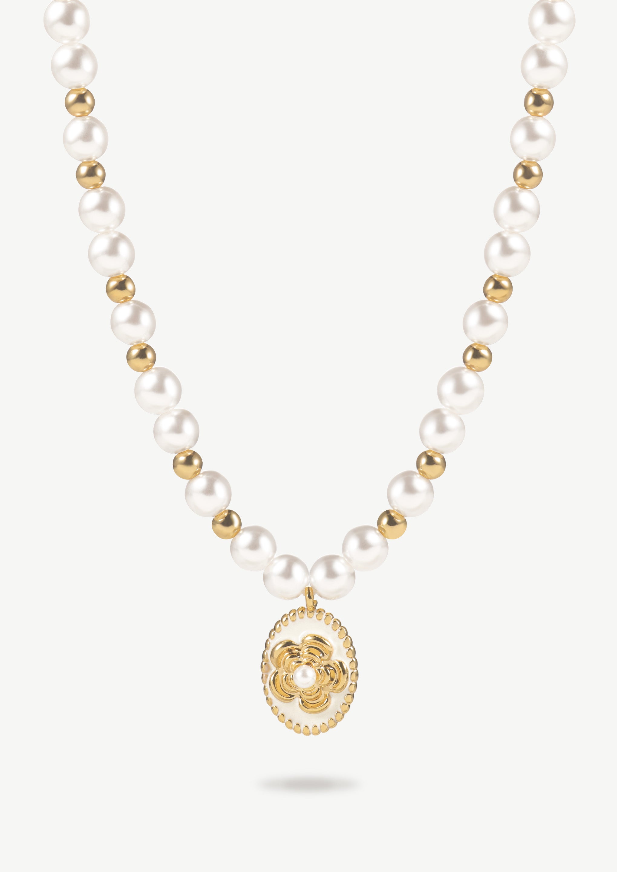 Flower Pearl Pendant Necklace